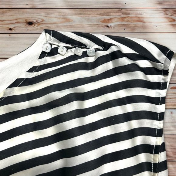 Tulle Striped Dress Size Medium - Picture 10 of 10